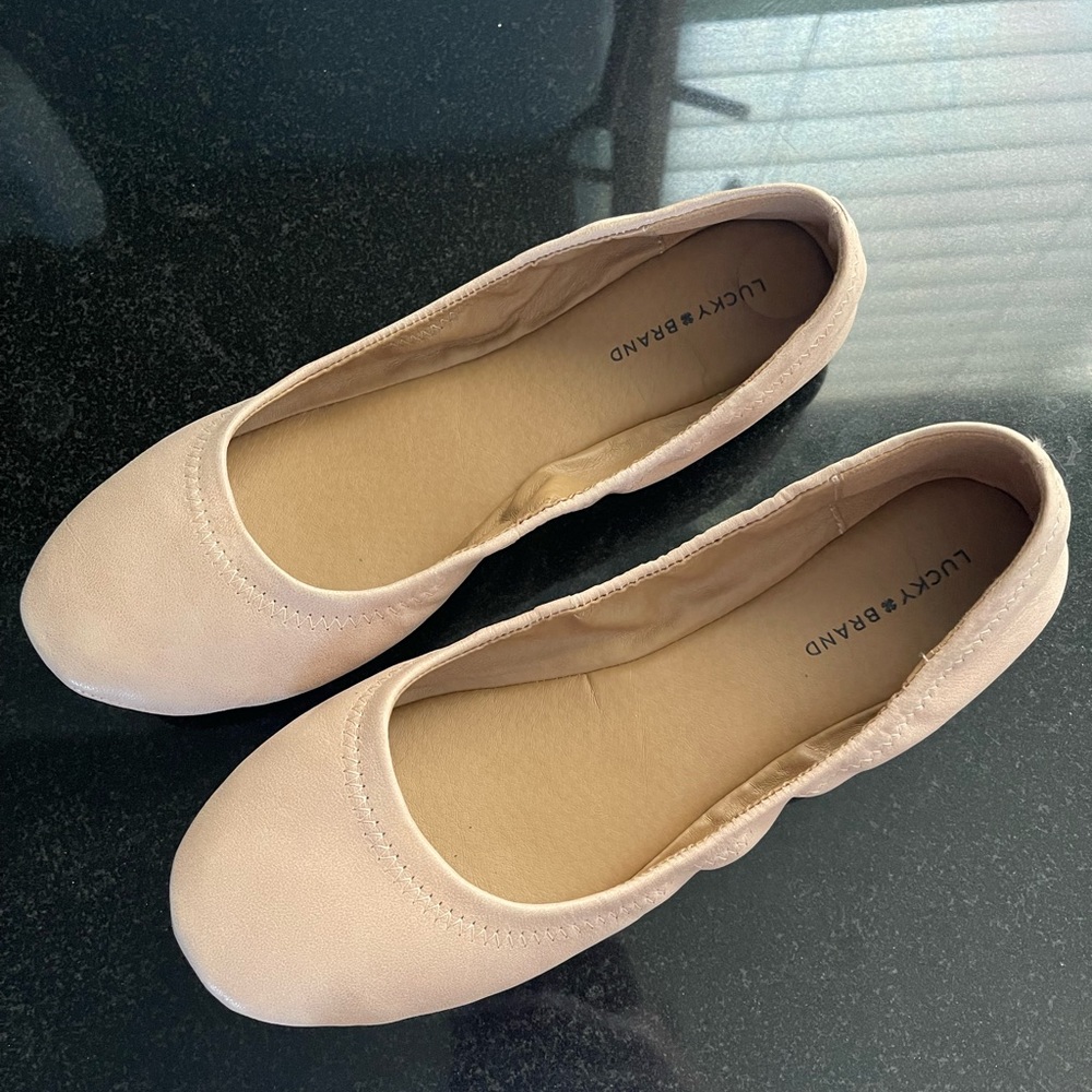 Lucky Brand Tan Ballet Flats